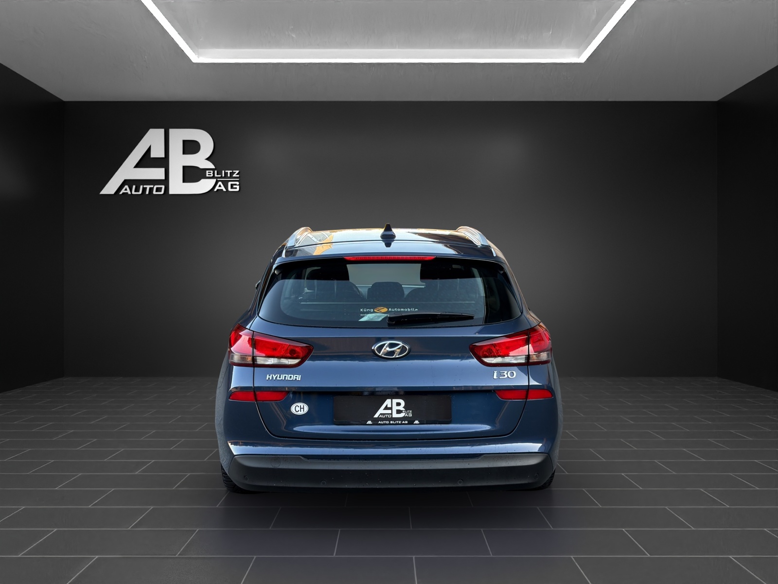 HYUNDAI i30 Wagon 1.6 CRDi Origo DCT-image-3