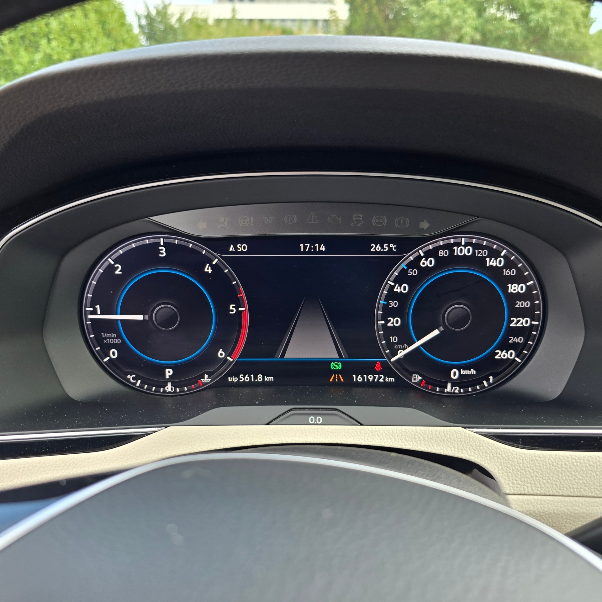 VW 2.0 TDI 240 SCR Highl. DSG 4m-image-4