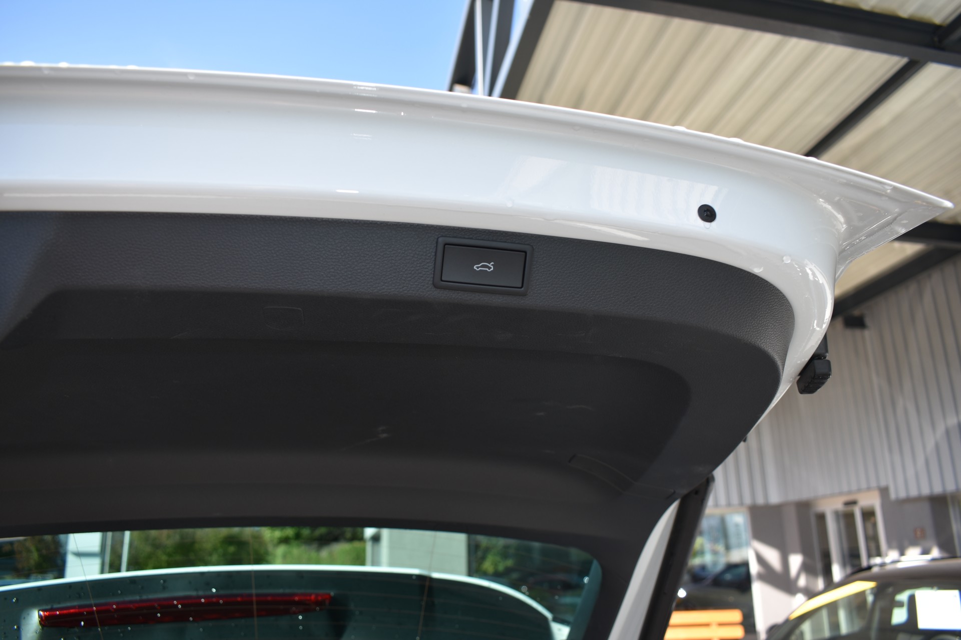 SKODA Karoq 2.0 TSI SportLine 4x4 DSG-image-12