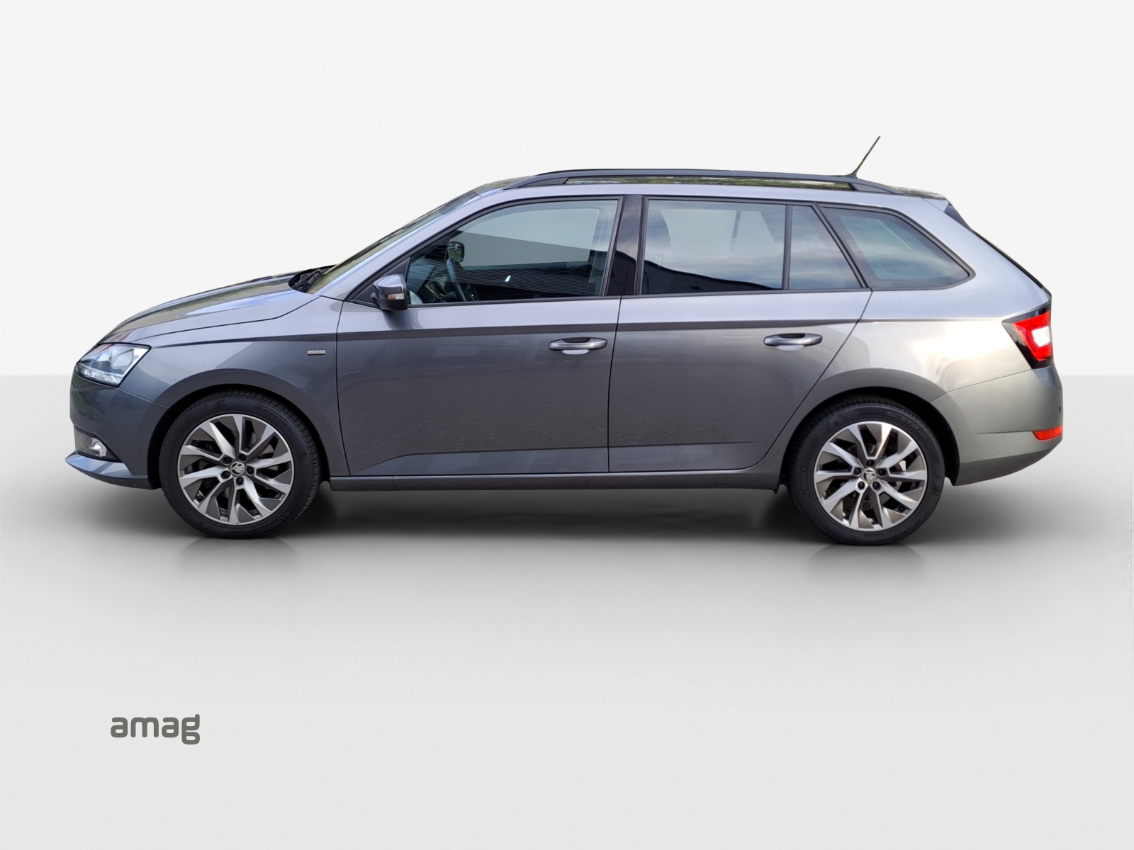 SKODA Fabia Combi 1.0 TSI Clever DSG-showroom-element-1