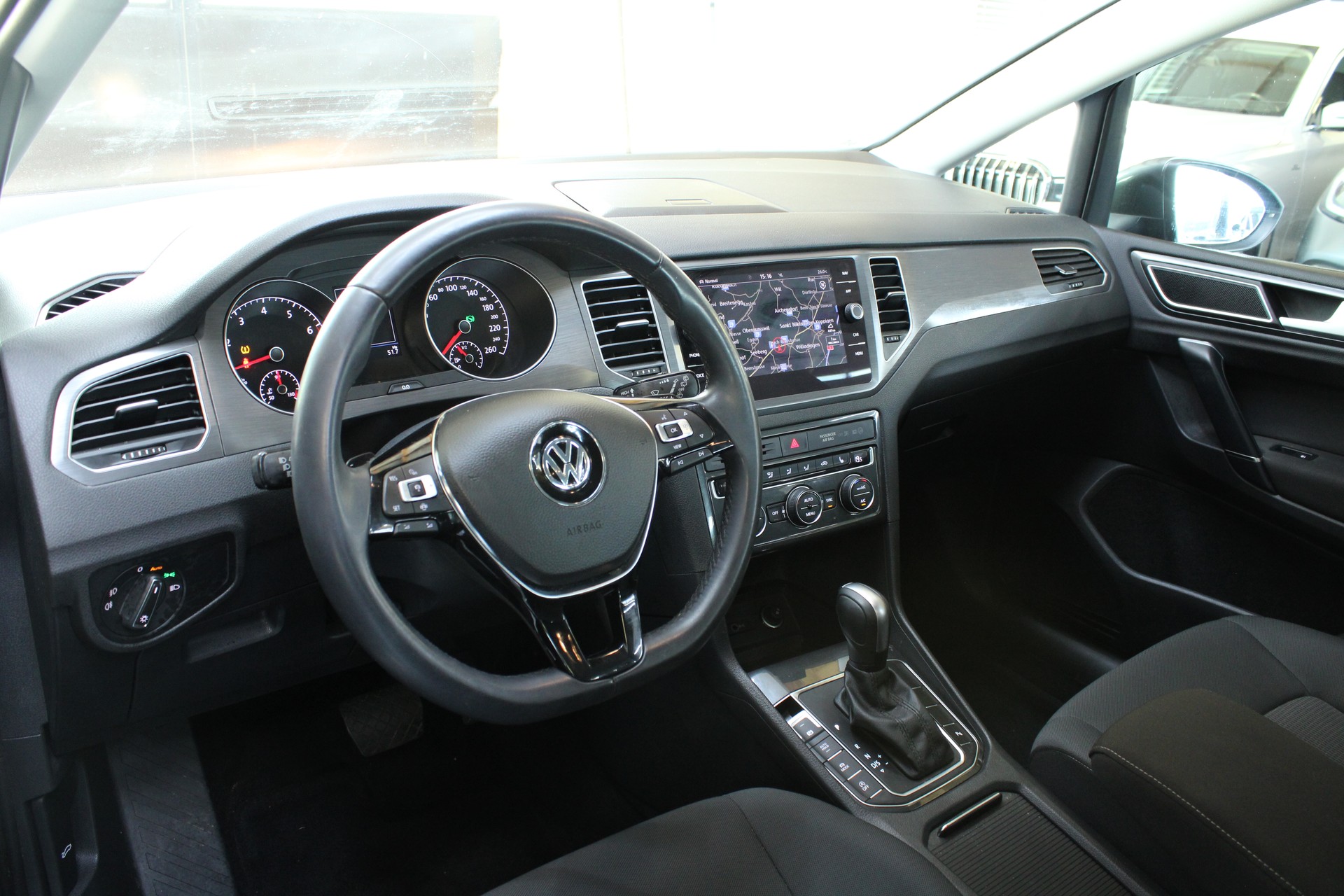 VW Golf Sportsvan 1.5 TSI EVO Comfortline DSG-image-6
