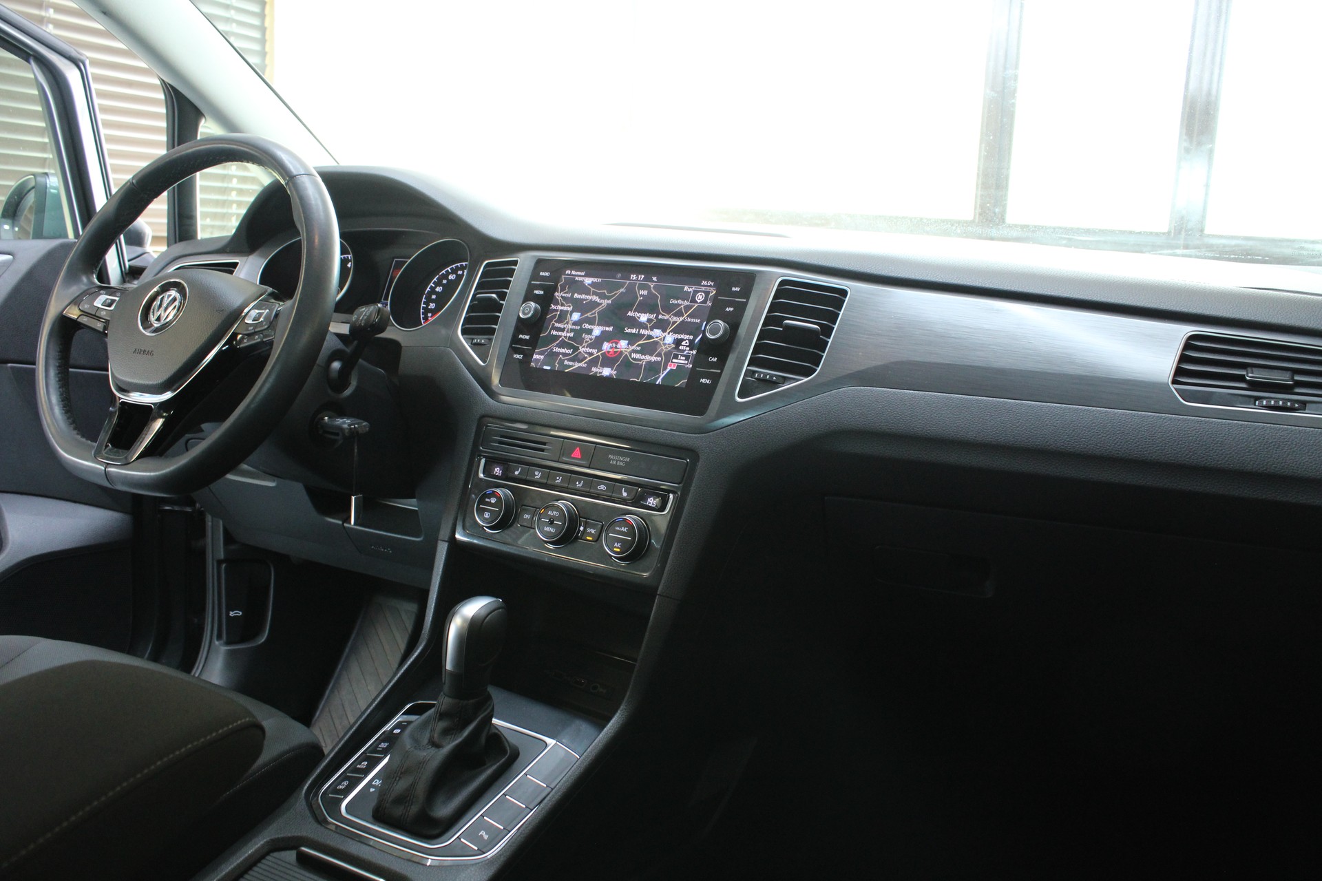 VW Golf Sportsvan 1.5 TSI EVO Comfortline DSG-image-8