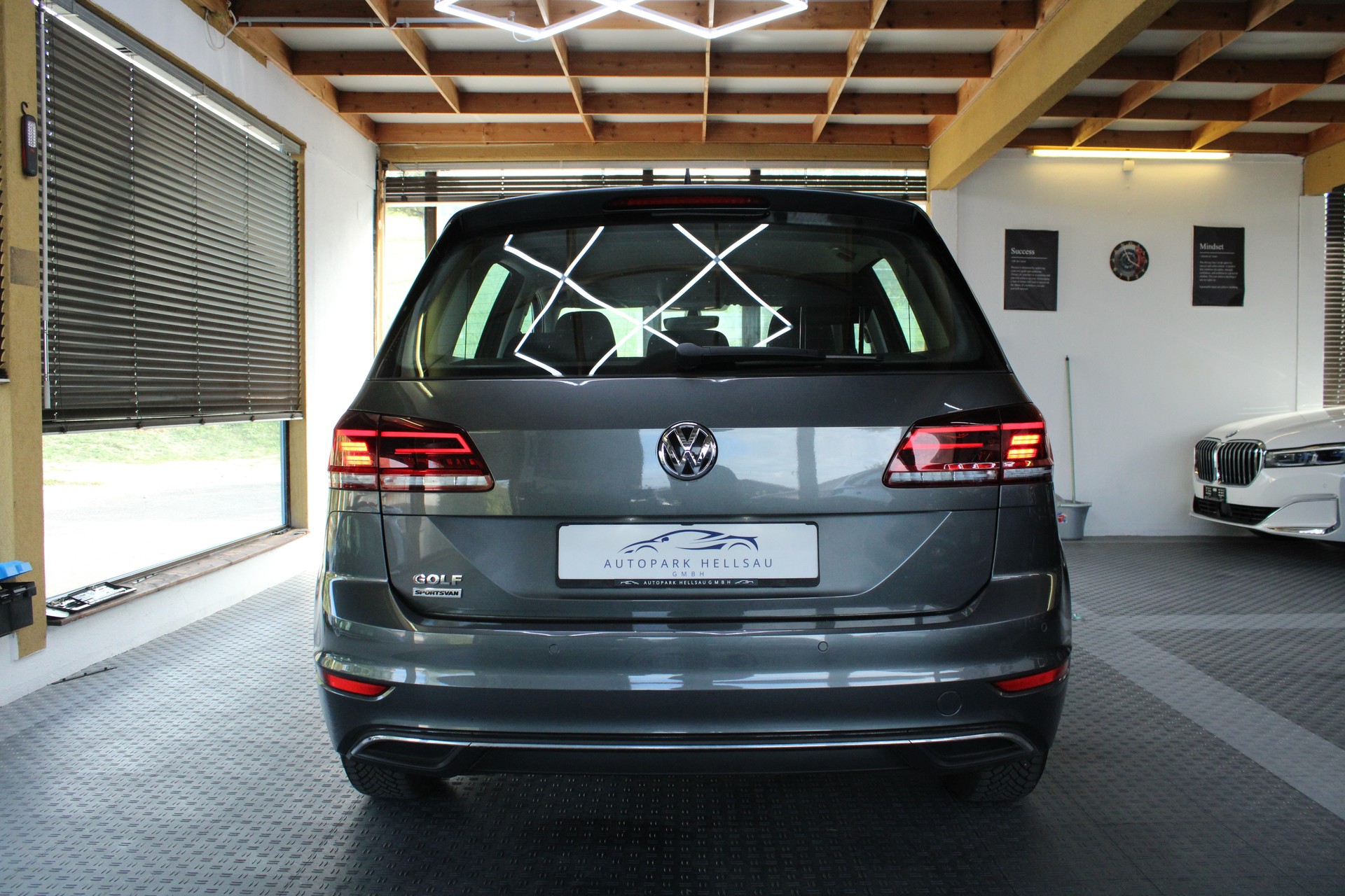 VW Golf Sportsvan 1.5 TSI EVO Comfortline DSG-image-4