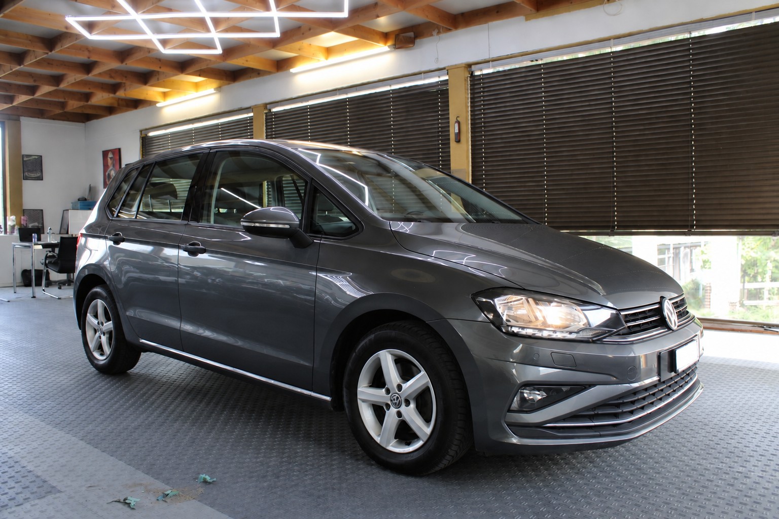 VW Golf Sportsvan 1.5 TSI EVO Comfortline DSG-image-2