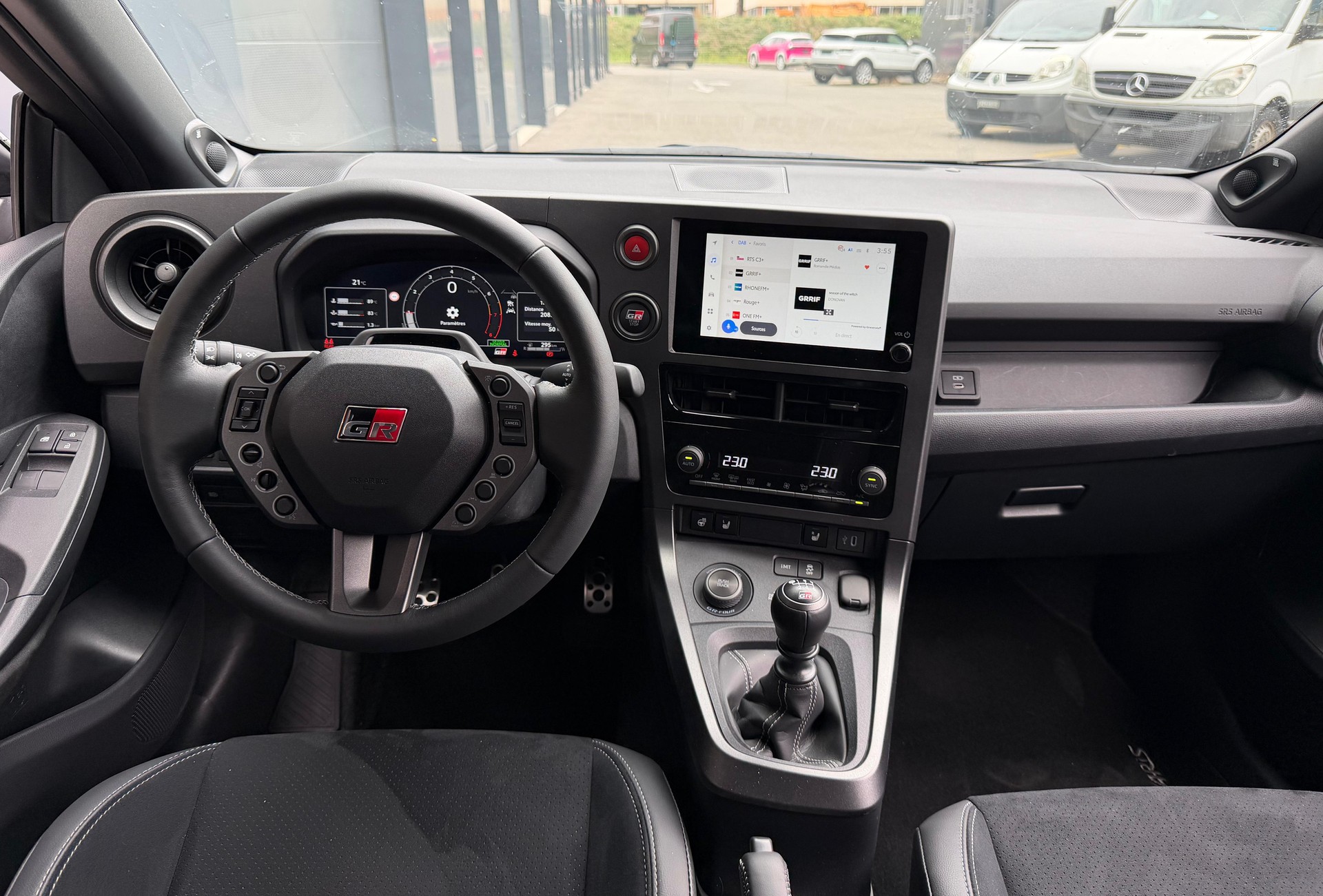 TOYOTA Yaris 1.6 GR Sport 2026 phase 2-image-14