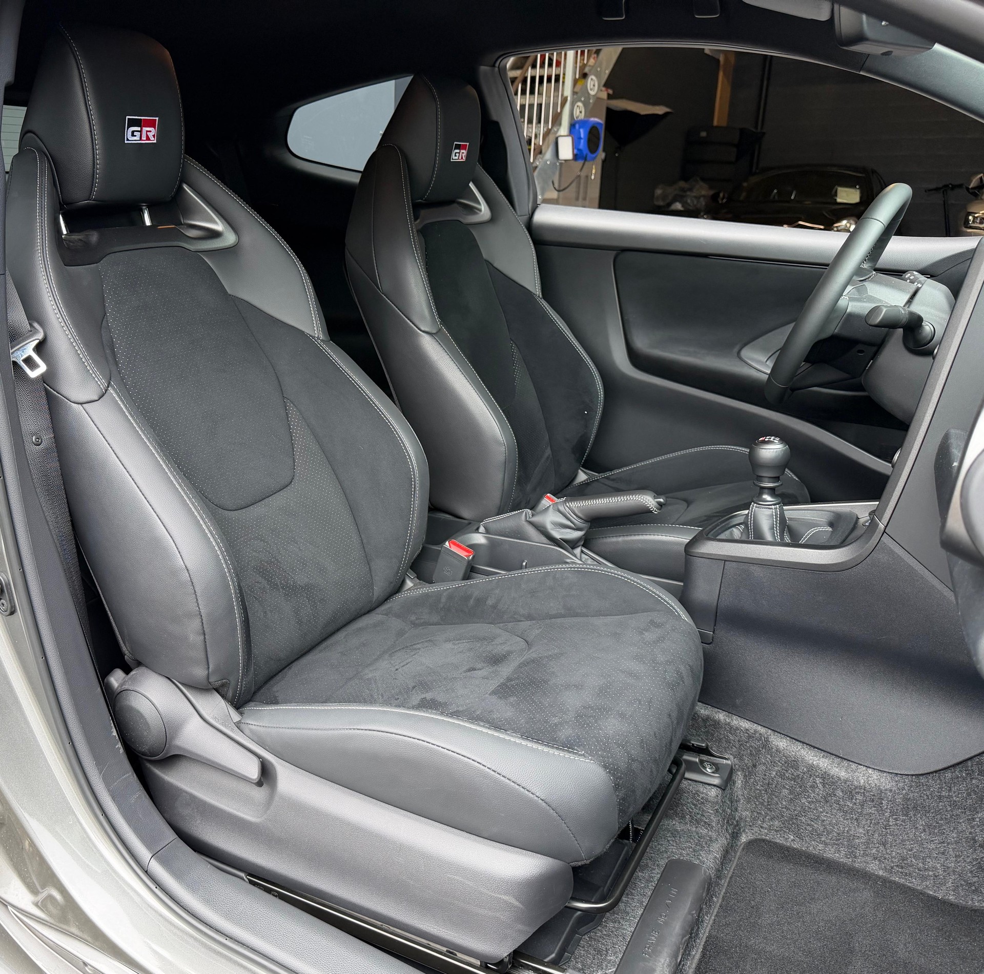 TOYOTA Yaris 1.6 GR Sport 2026 phase 2-image-12