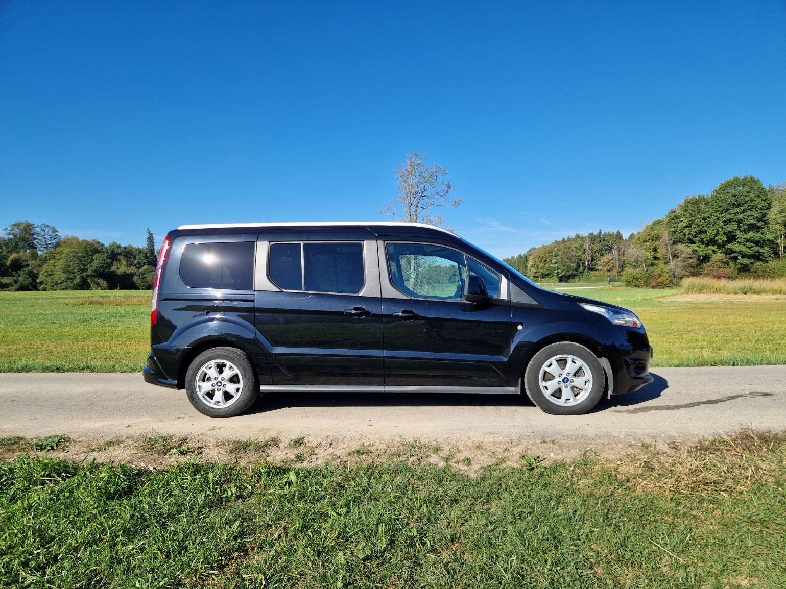 FORD 1.6 EcoB 150 Titanium-image-2