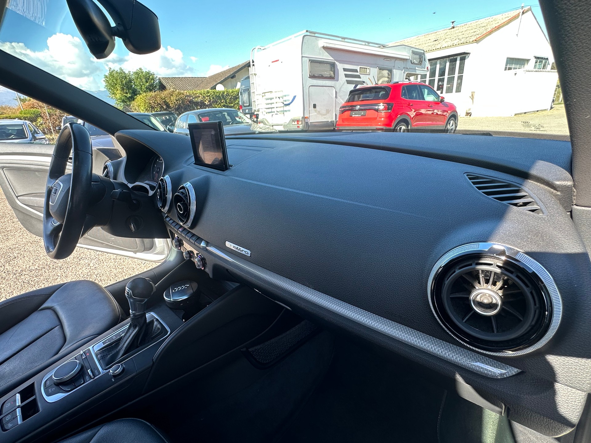 AUDI A3 Cabriolet 1.8 TFSI Attraction quattro S-tronic-image-19