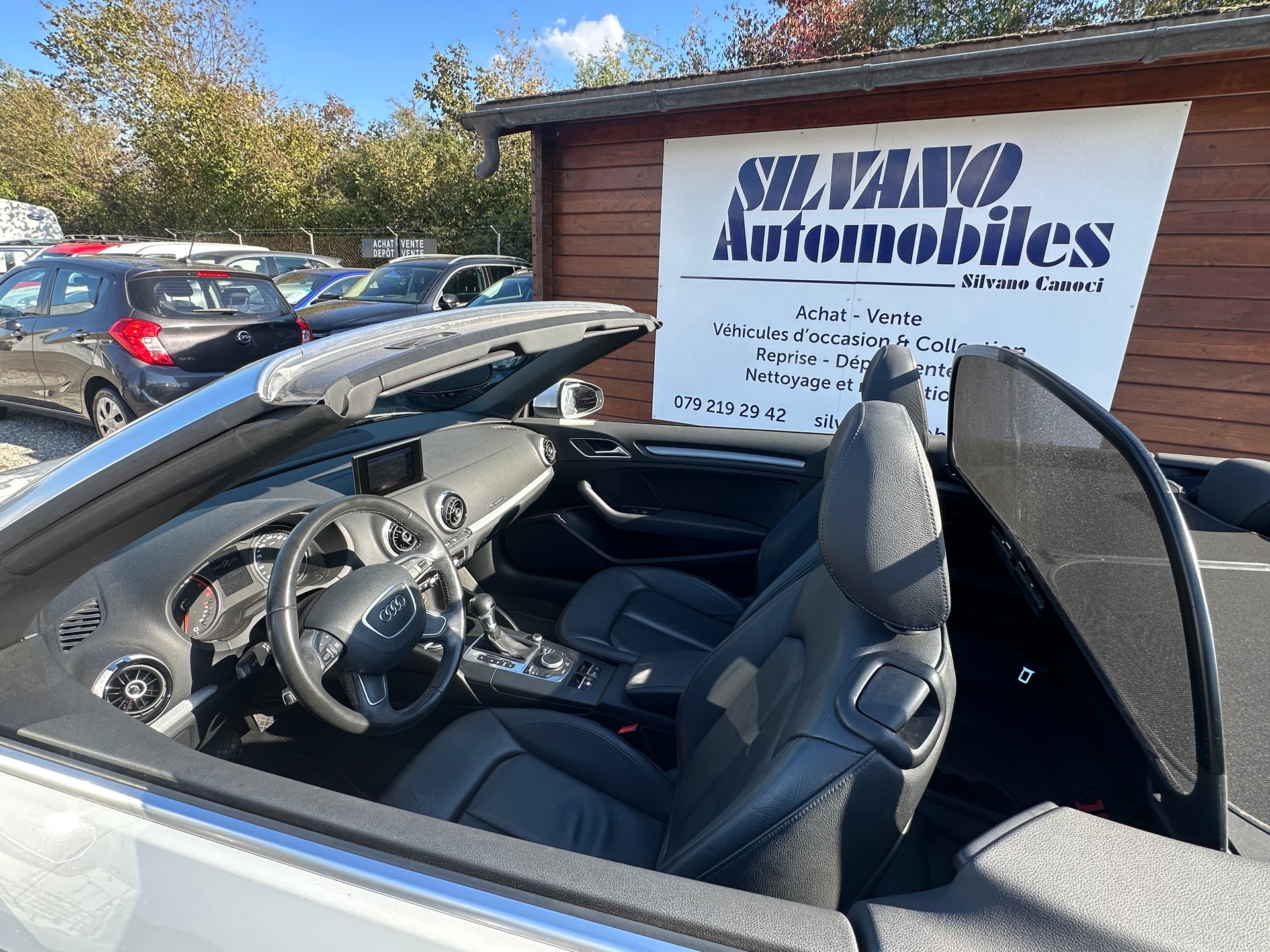 AUDI A3 Cabriolet 1.8 TFSI Attraction quattro S-tronic-image-29