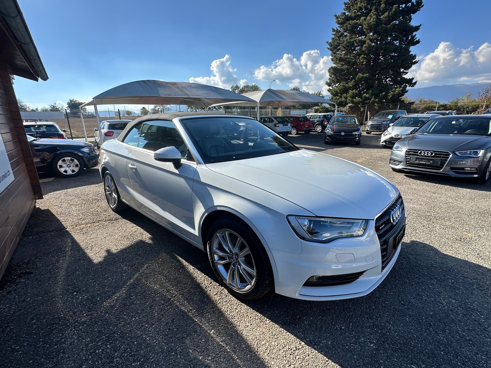 AUDI A3 Cabriolet 1.8 TFSI Attraction quattro S-tronic-image-1