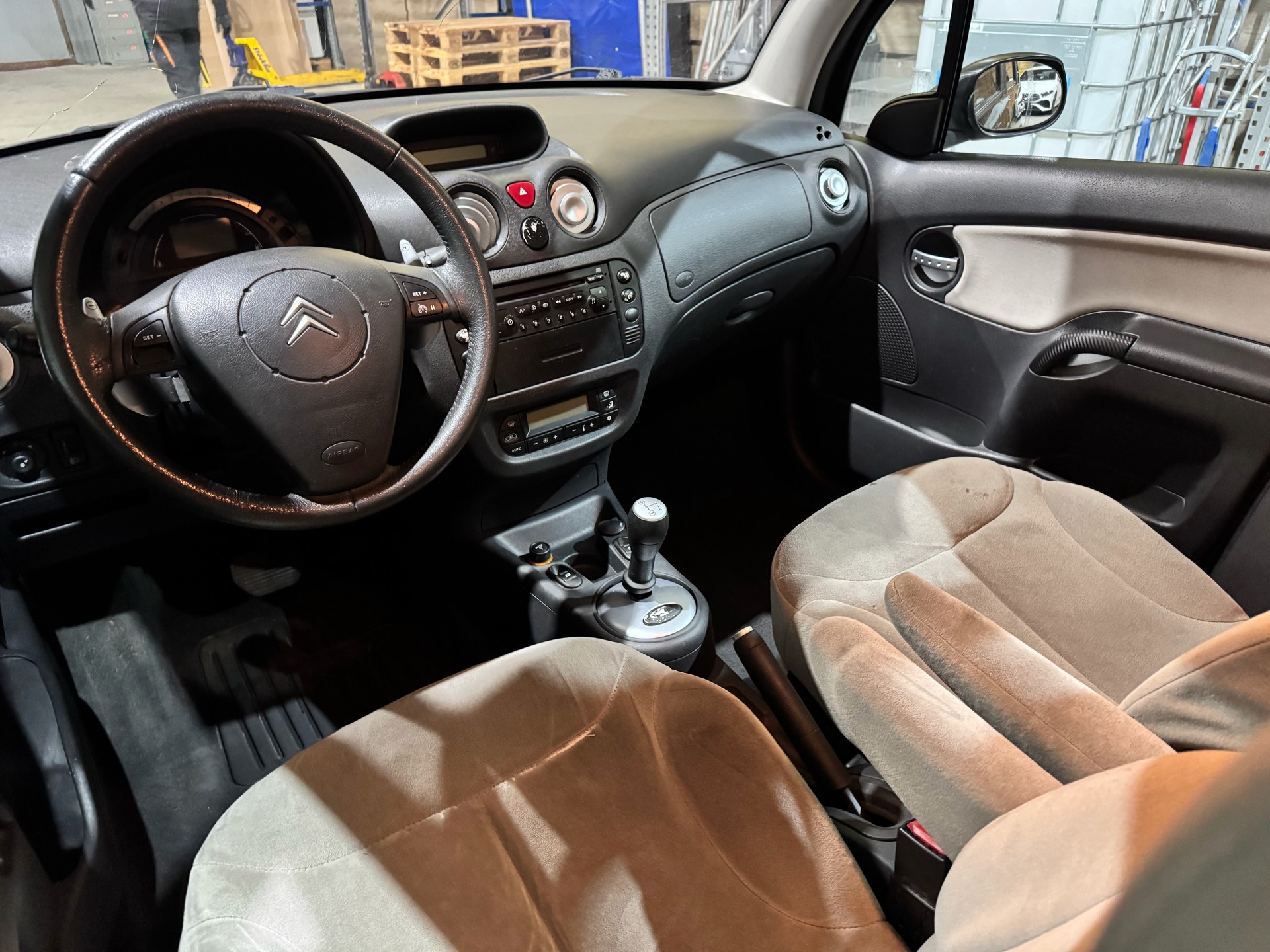 CITROEN C3 1.6i 16V Exclusive-image-7