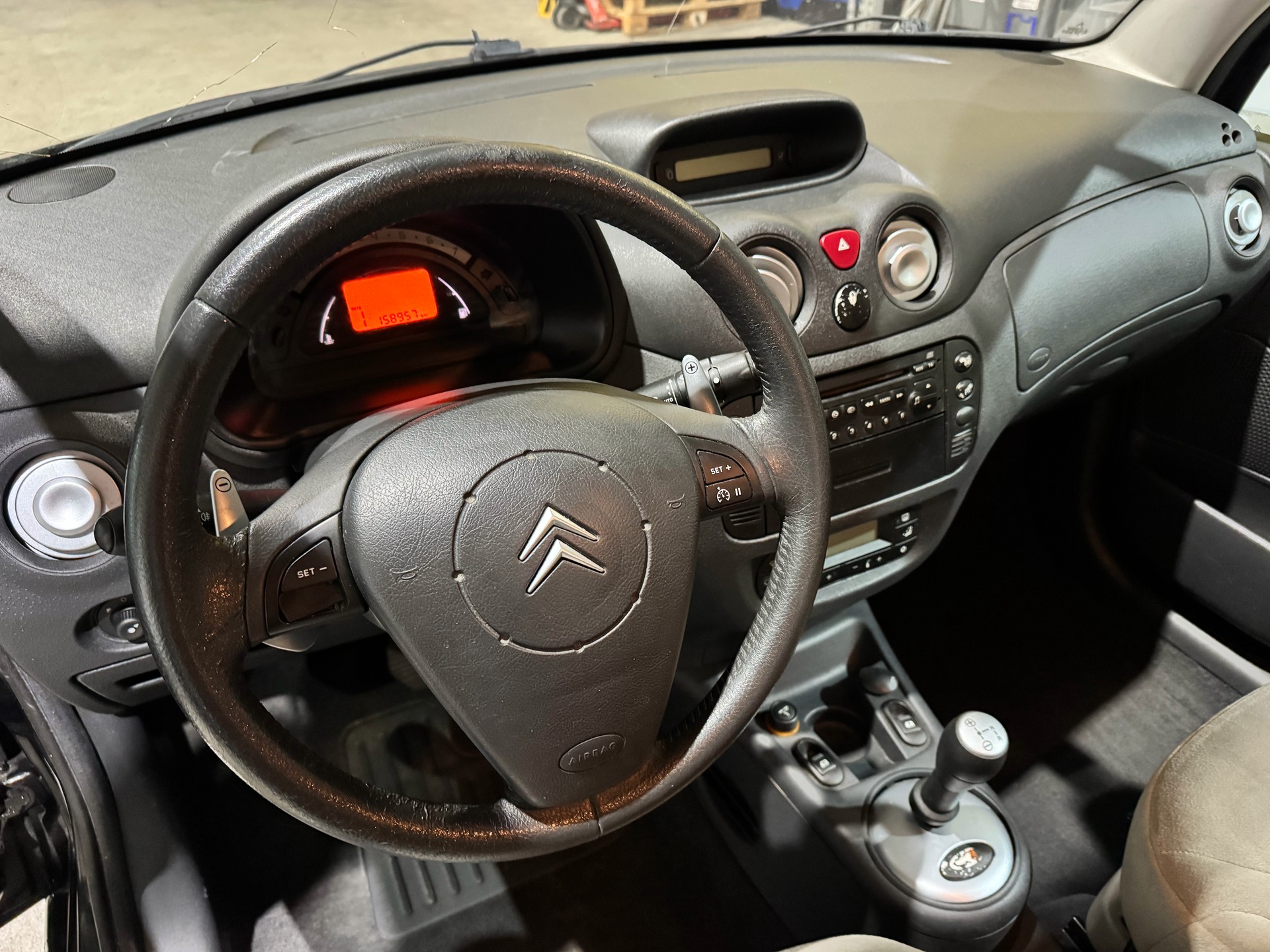 CITROEN C3 1.6i 16V Exclusive-image-9