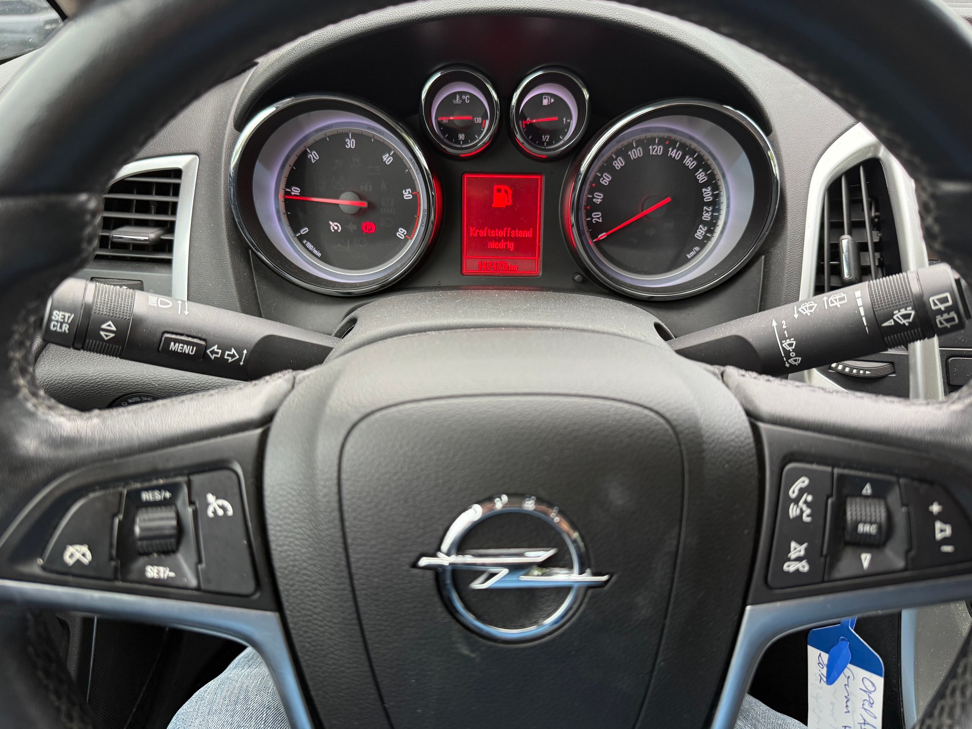 OPEL Astra SportsTourer 2.0 CDTi Cosmo-image-12