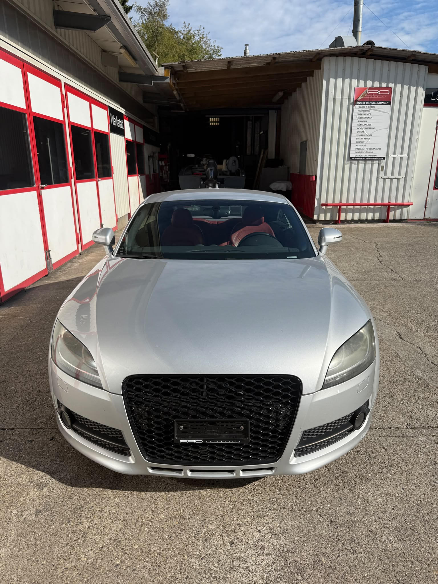 Car photo