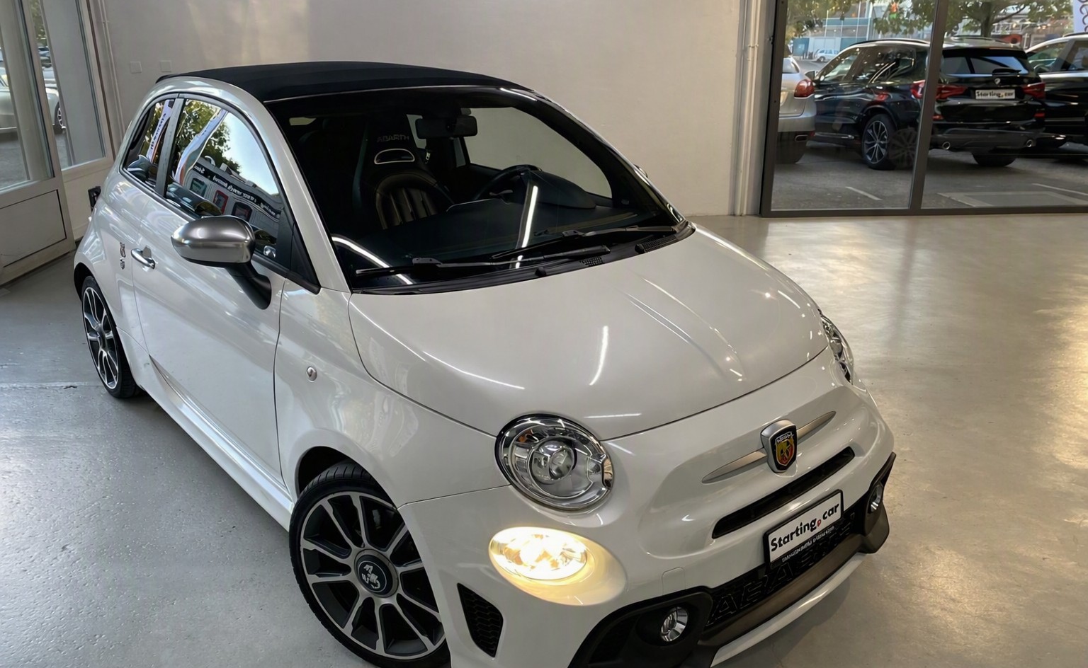 FIAT 595C 1.4 16V Turbo Abarth Turismo Dualogic-image-1
