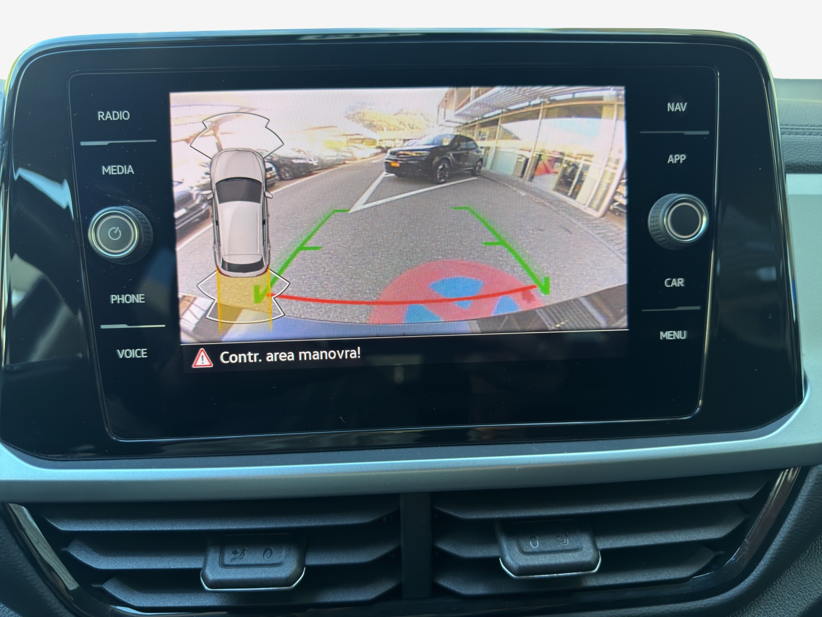 VW T-Roc 1.5 TSI EVO Life DSG-image-13