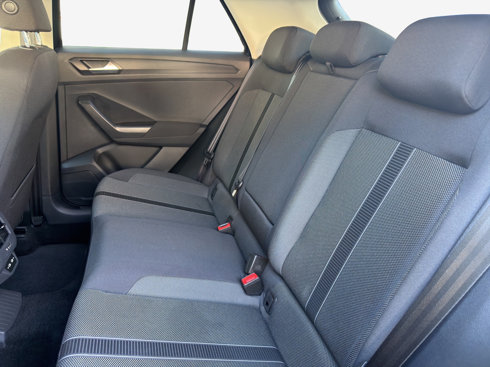 VW T-Roc 1.5 TSI EVO Life DSG-image-11