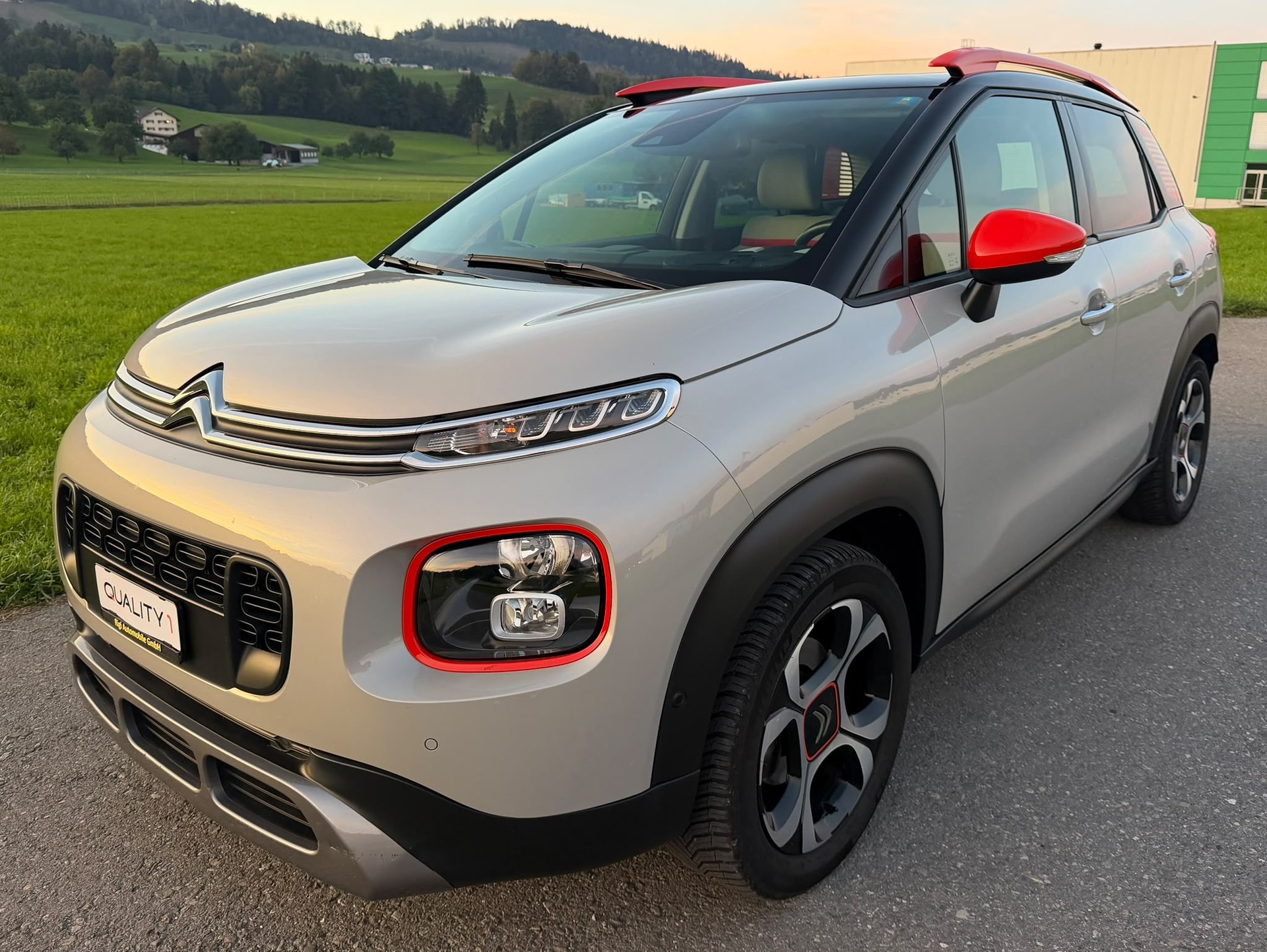 CITROEN C3 Aircross 1.2i PureTech Shine EAT-image-0
