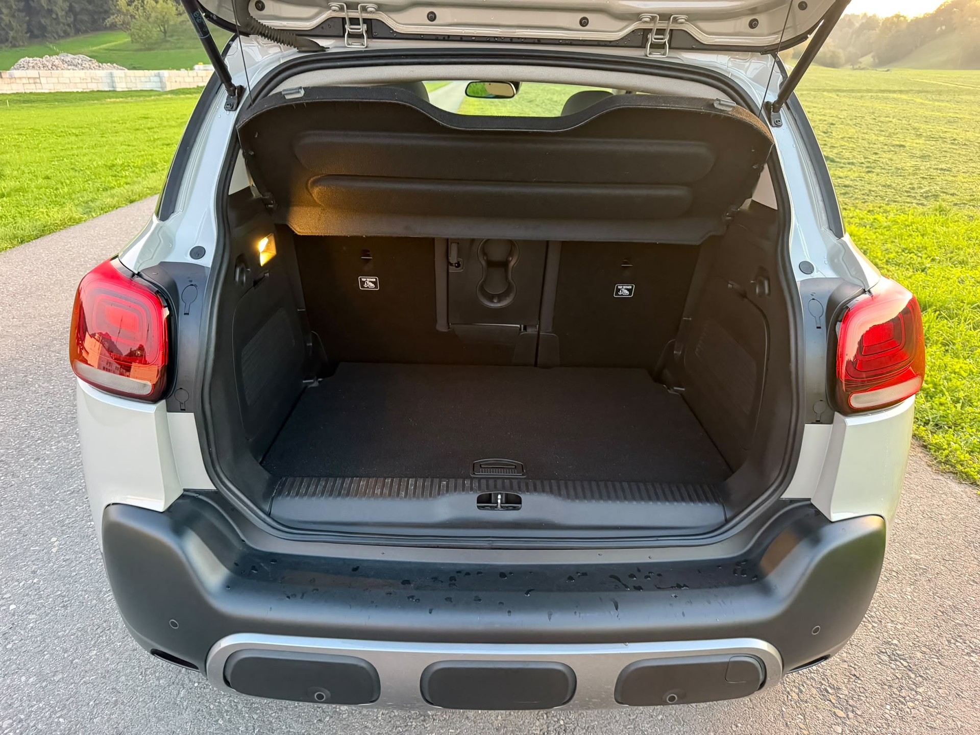CITROEN C3 Aircross 1.2i PureTech Shine EAT-image-11