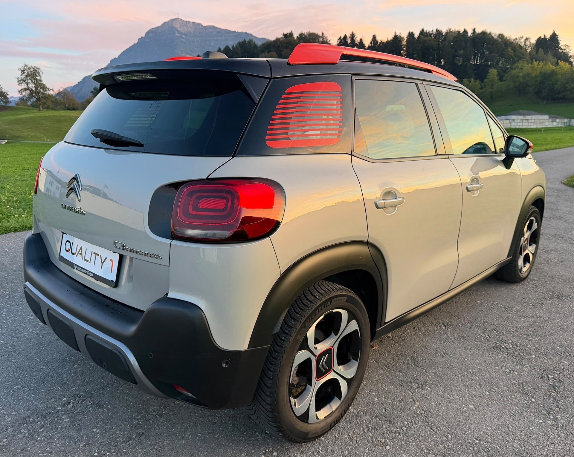 CITROEN C3 Aircross 1.2i PureTech Shine EAT-image-5