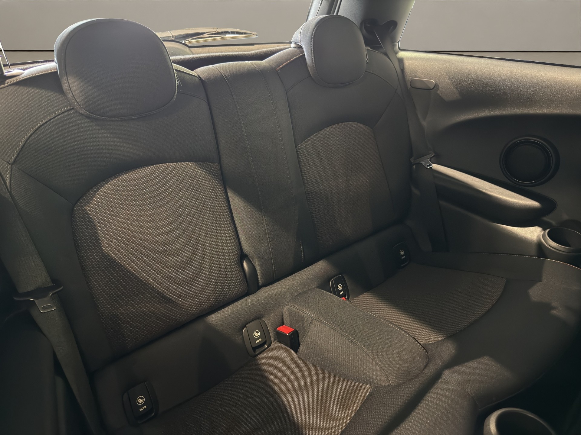 MINI Cooper-image-26