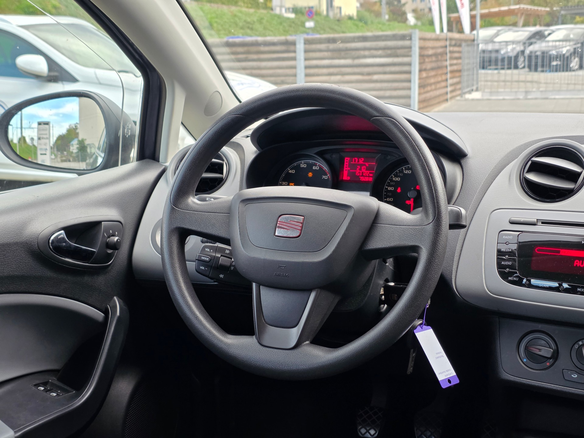 SEAT Ibiza ST 1.4 Style*Frisch Mfk und Service*8 fach*-image-10