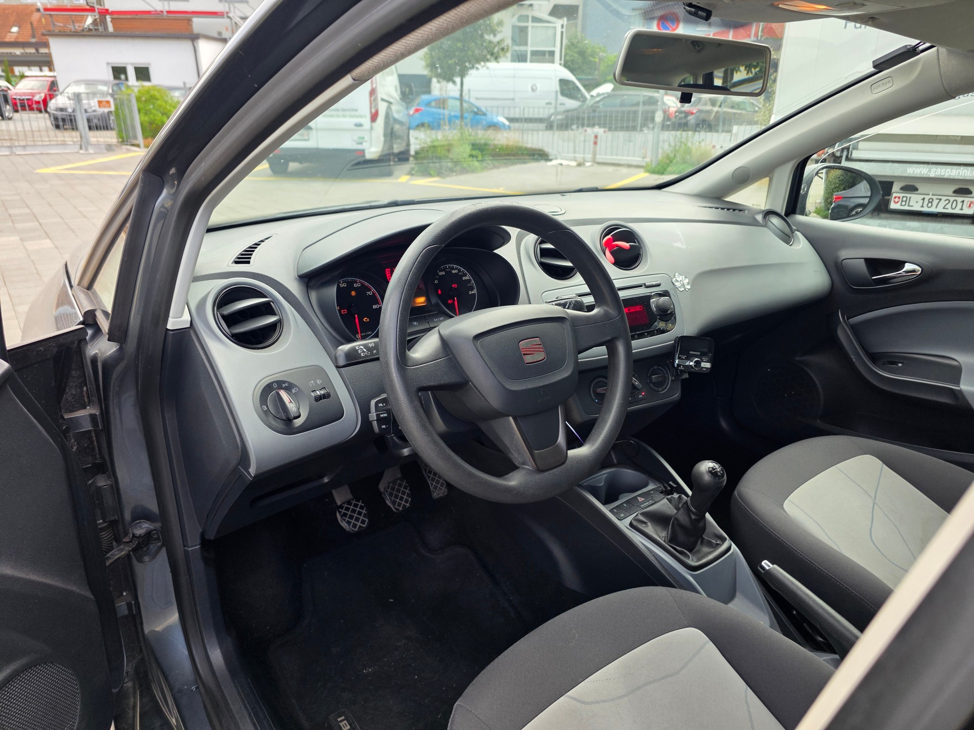 SEAT Ibiza ST 1.4 Style*Frisch Mfk und Service*8 fach*-image-7