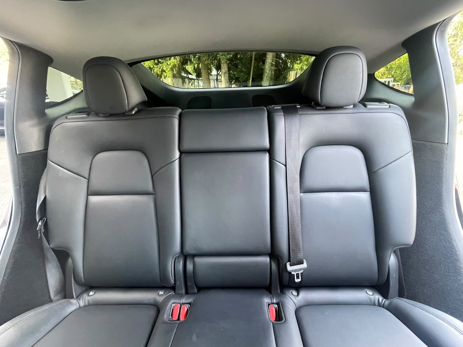 TESLA Model Y Performance SOH 92% All Black Maxton 514 km (WLTP) 534PS Made in Berlin Werksgarantie-image-15