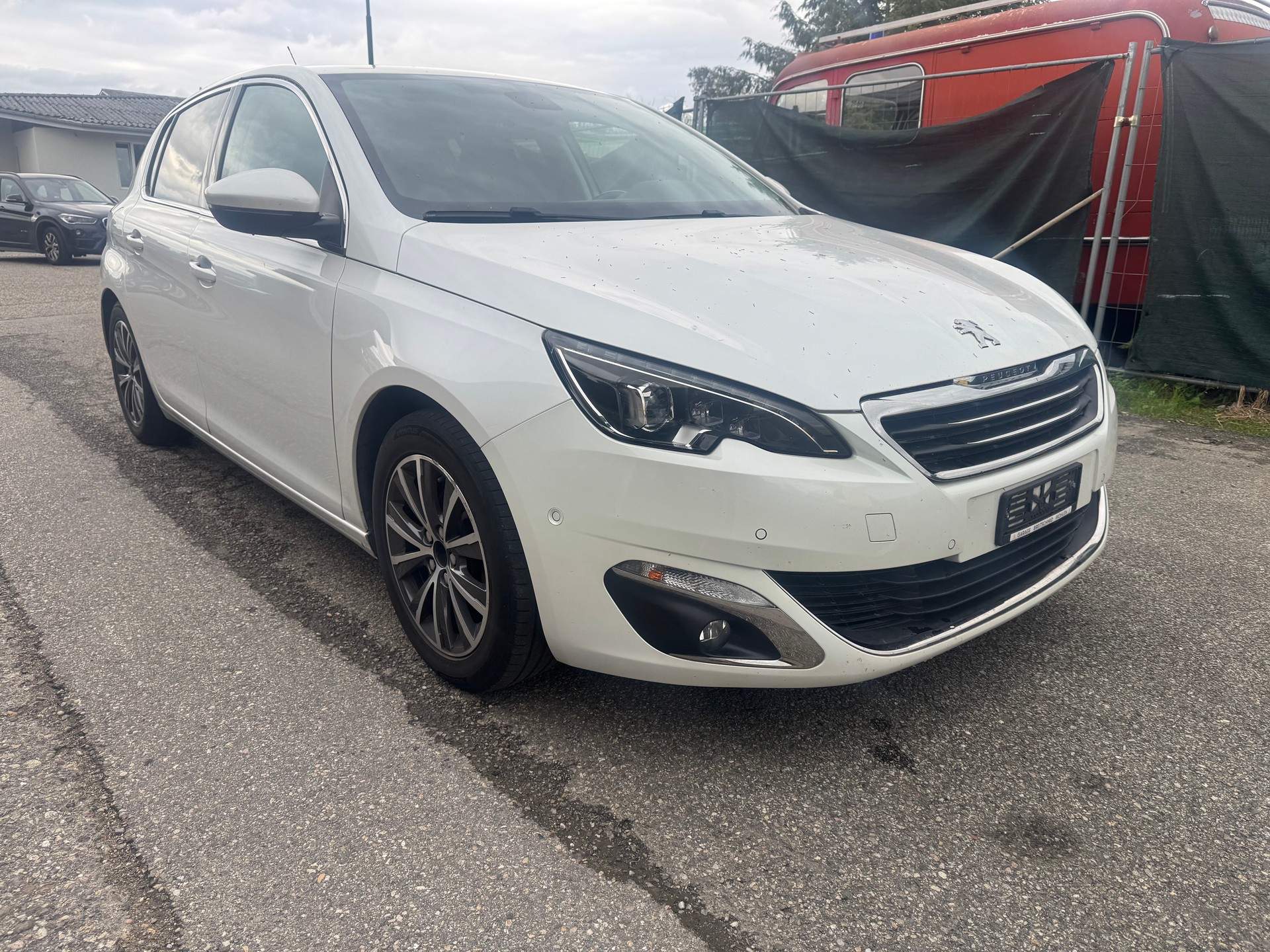 PEUGEOT 308 1.2 THP Allure Automatic-image-7
