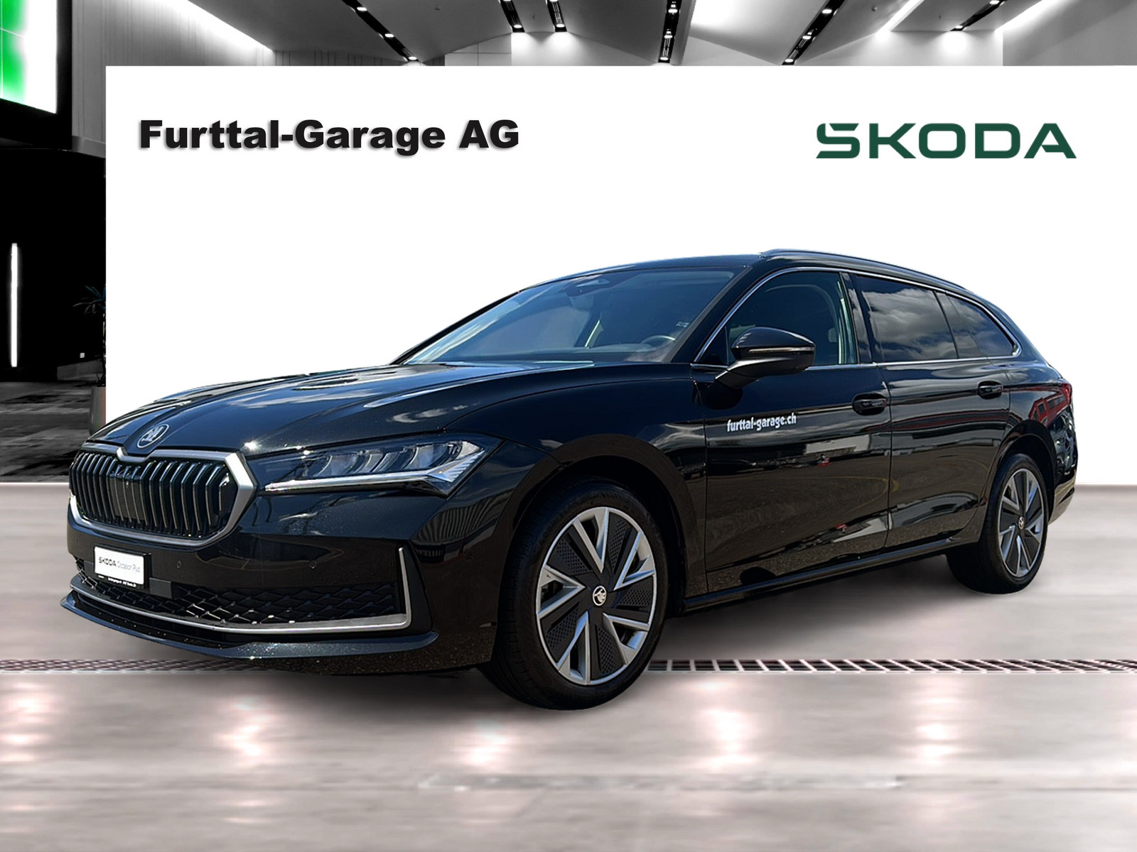 SKODA Superb Combi 2.0 TDi Selection DSG-image-0