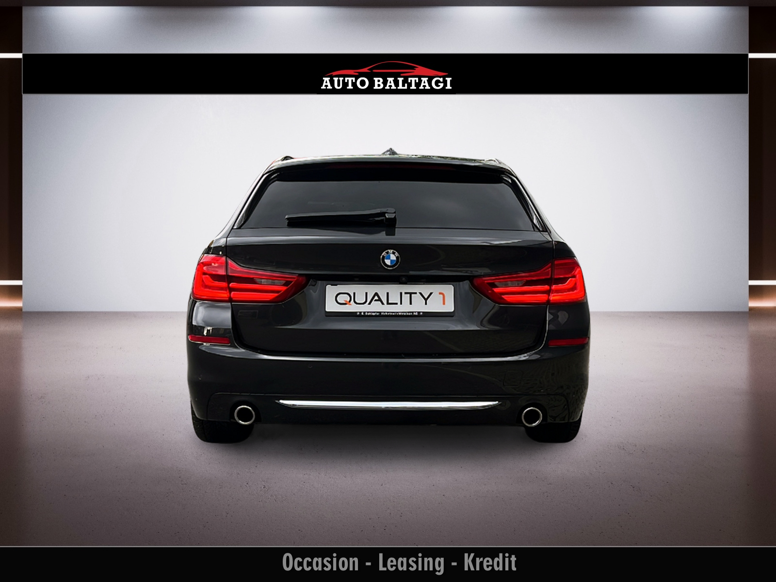 BMW 520d xDrive Touring Luxury Line Steptronic-image-13