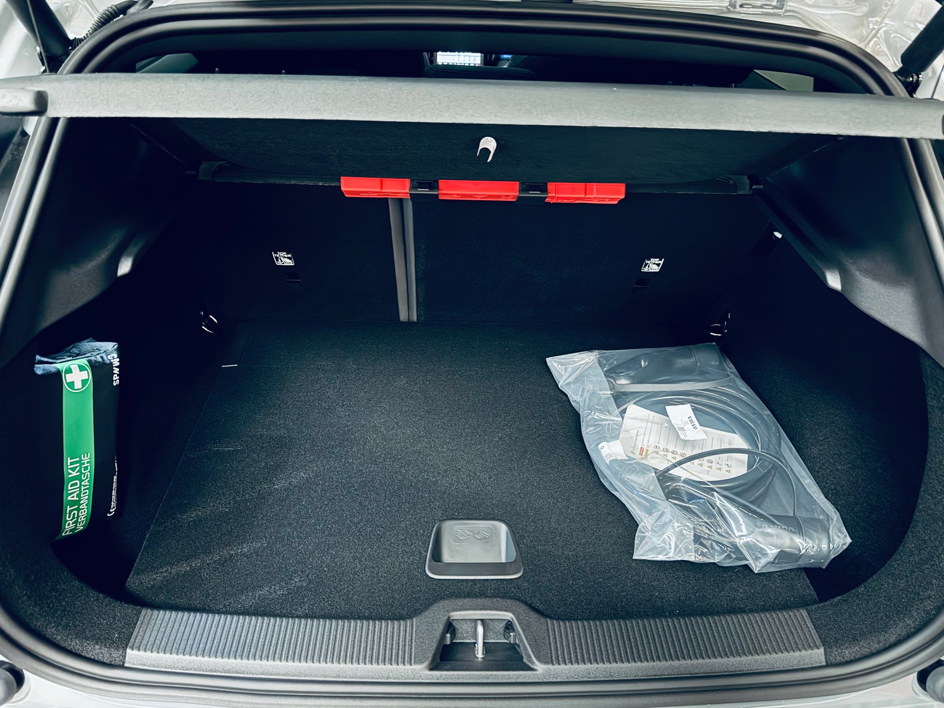VOLVO EX30 E60 Twin Ultra Performance AWD-image-9