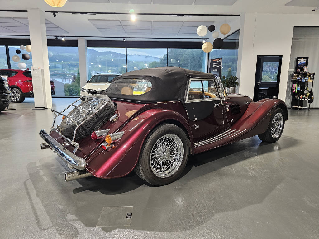 MORGAN Plus 8 R-image-1