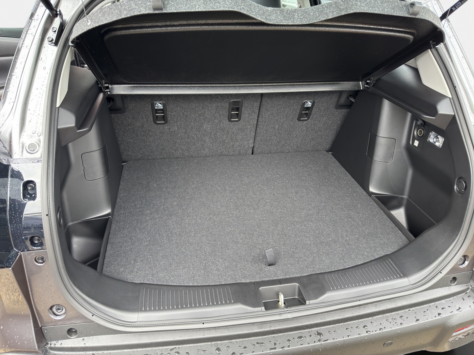 SUZUKI S-Cross 1.5/102 Compact Top Hybrid 4x4-image-14