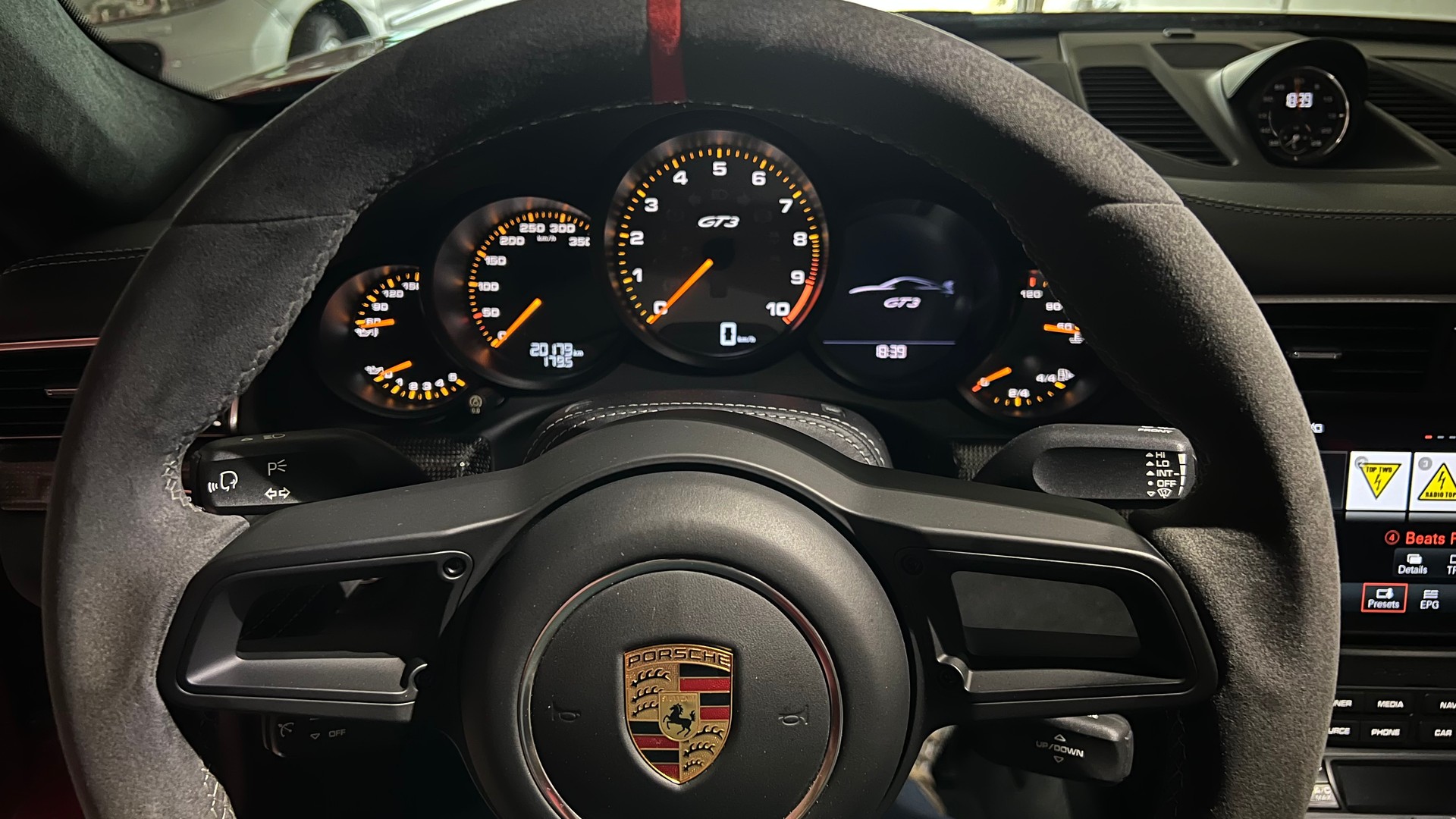 PORSCHE 911 GT3-image-5