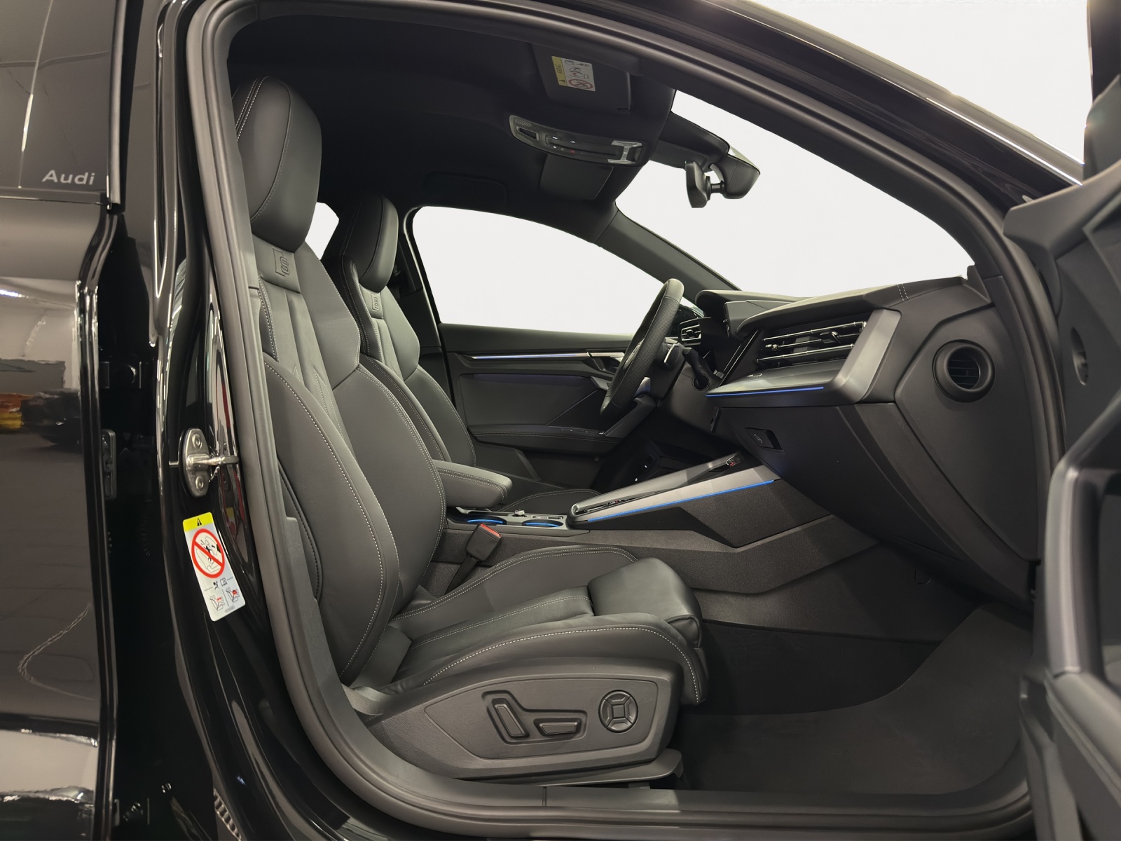 AUDI Audi A3 SB 40 TFSI e S tronic 204PS-image-6