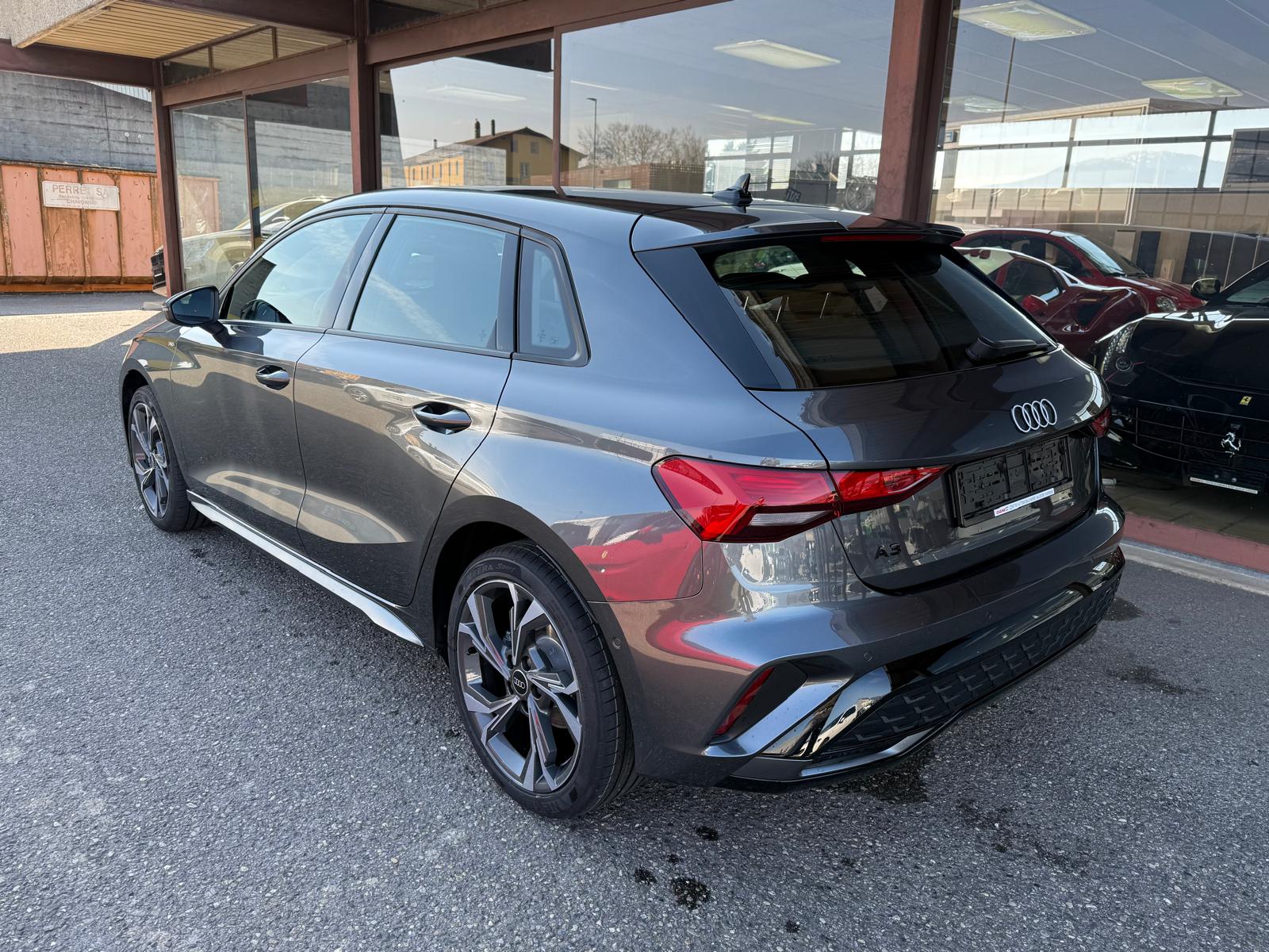 AUDI A3 Sportback 35 TFSI S line S-tronic-image-3