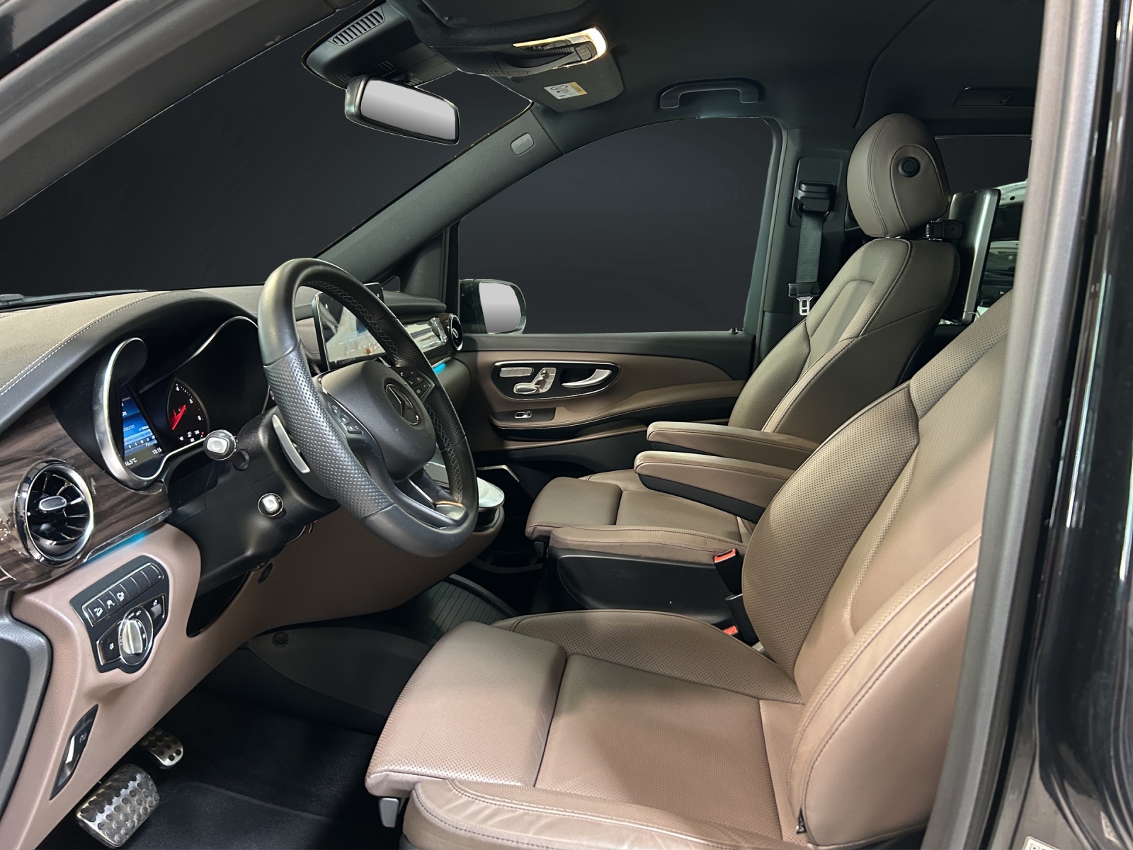 MERCEDES-BENZ V 300 d extralang Swiss Edition 4Matic 9G-Tronic-image-10