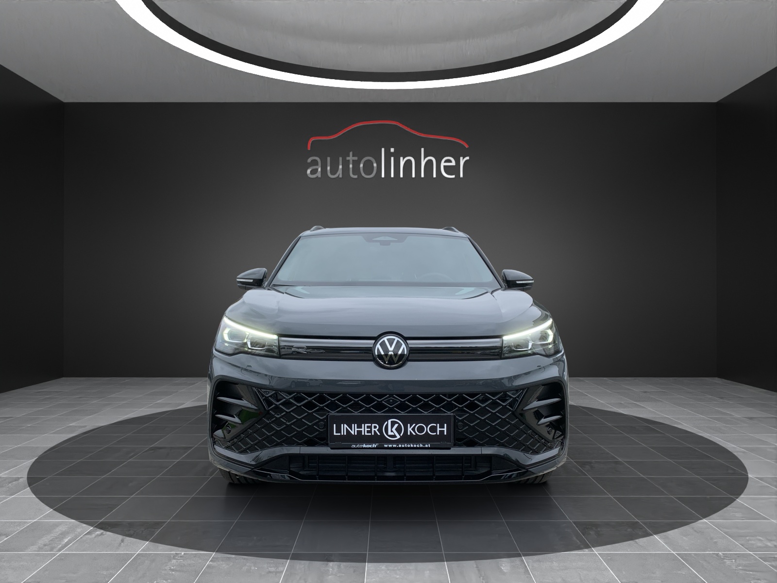 VW Tiguan 2.0 TDI SCR R-Line 4Motion DSG-image-6