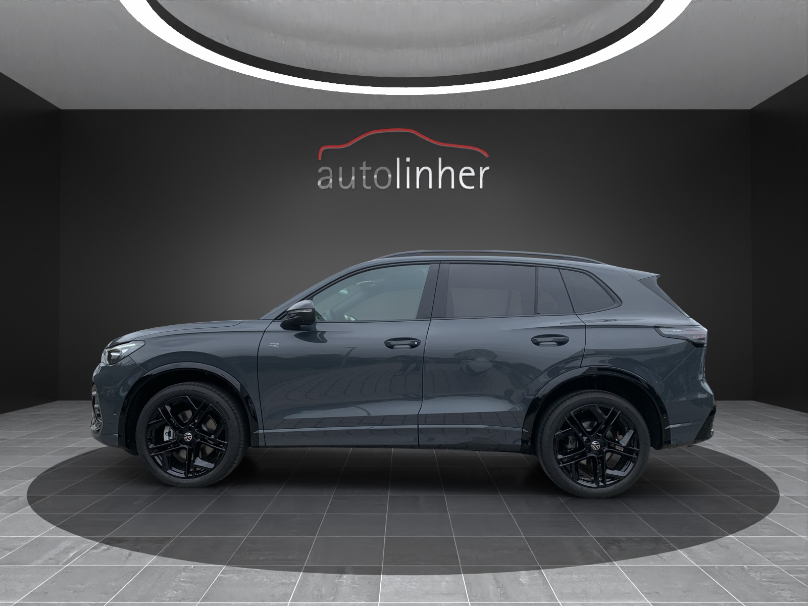 VW Tiguan 2.0 TDI SCR R-Line 4Motion DSG-image-1