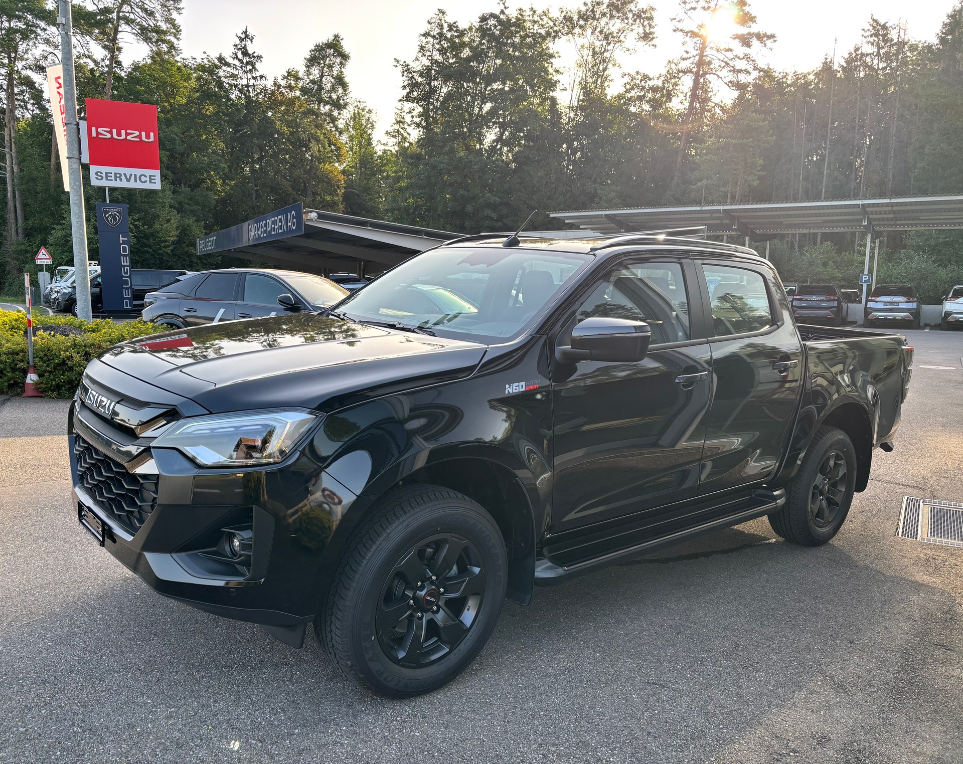 ISUZU D-MAX 1.9 CrewCab N60 NitroSport 4x4-image-1