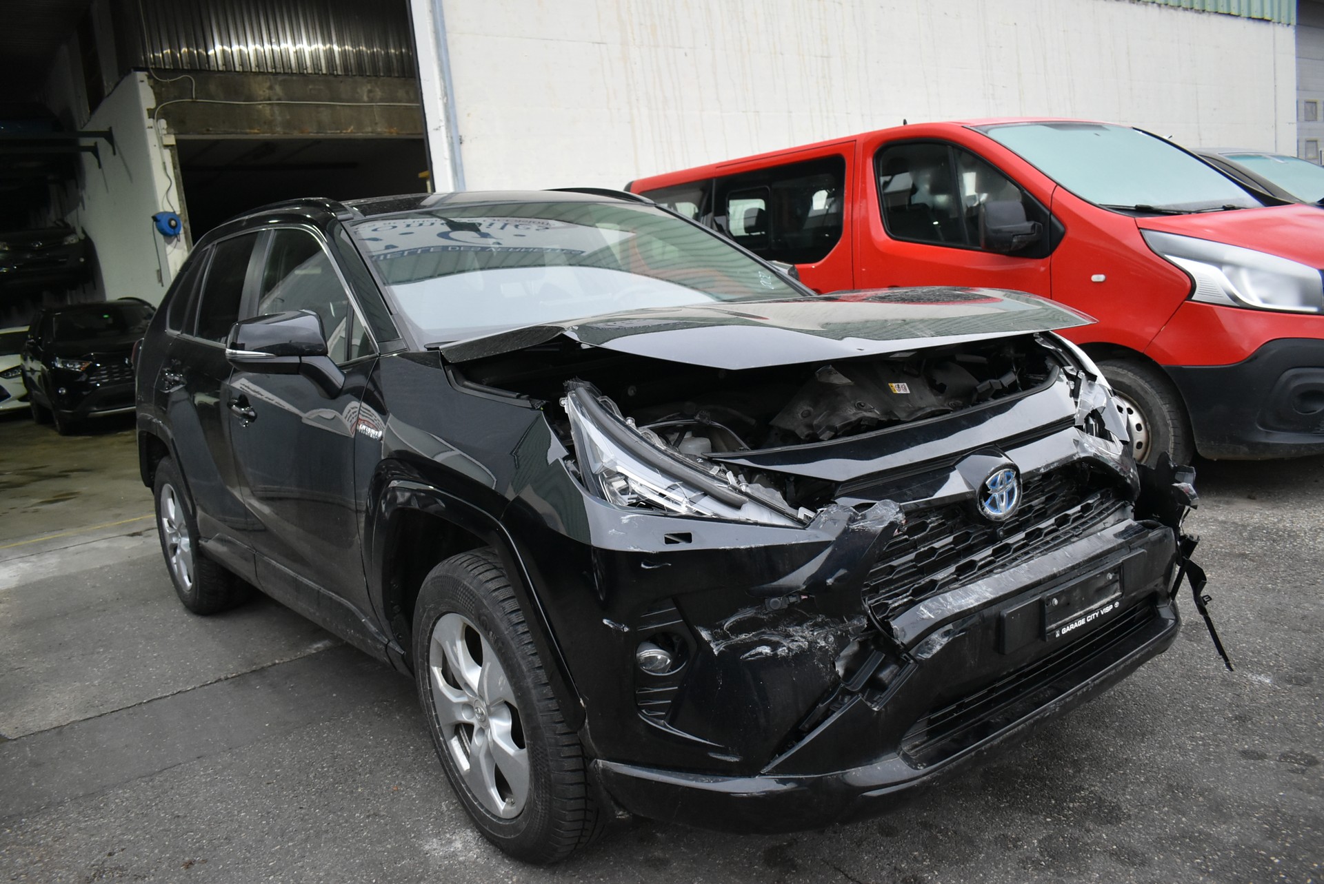TOYOTA RAV-4 2.0 Comfort Multidrive S 4WD-image-2
