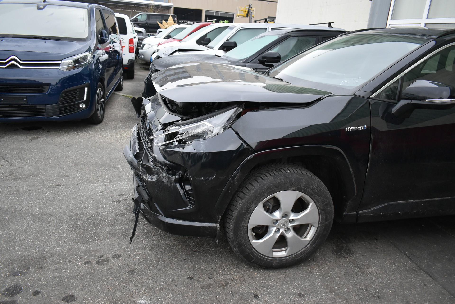 TOYOTA RAV-4 2.0 Comfort Multidrive S 4WD-image-3