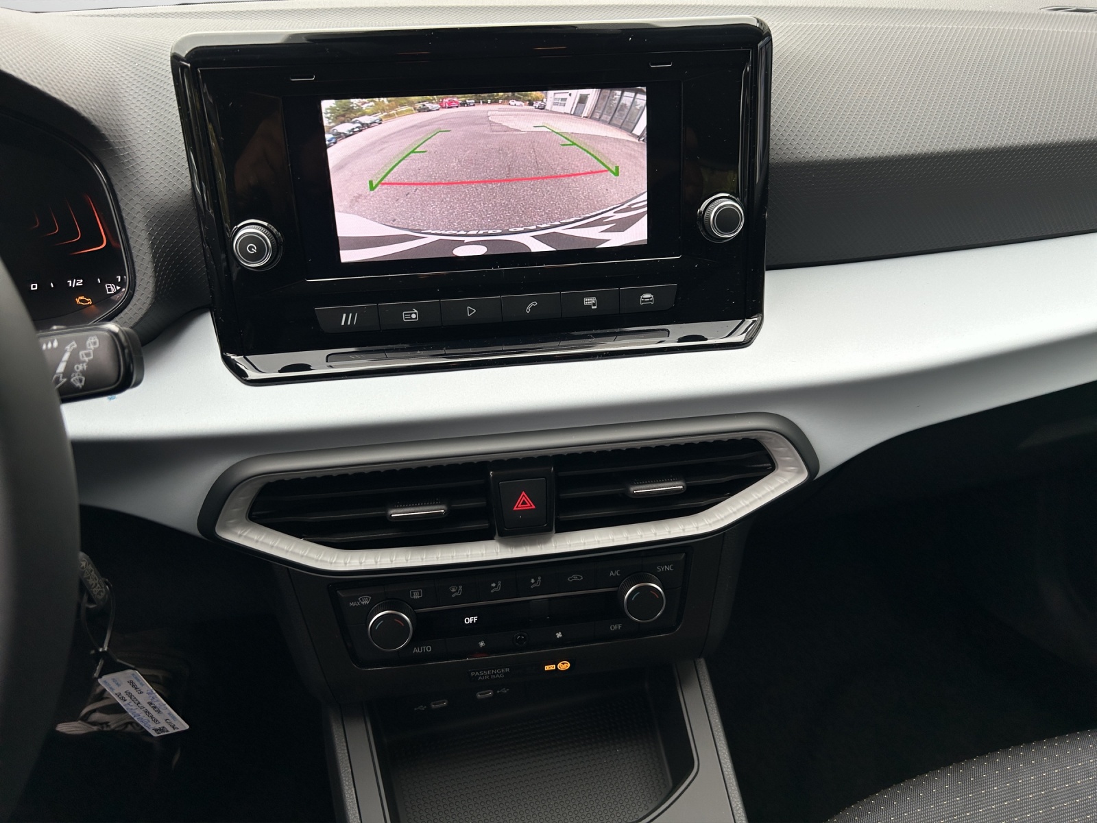 SEAT Ibiza 1.0 EcoTSI GO DSG-image-8
