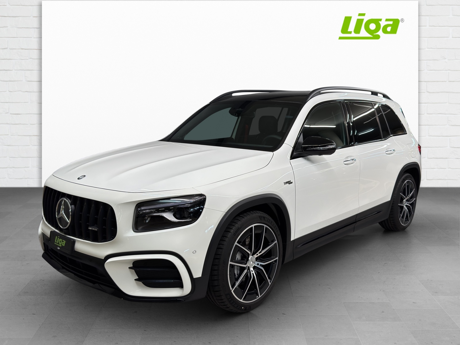 MERCEDES-BENZ GLB 35 AMG 4Matic-image-1