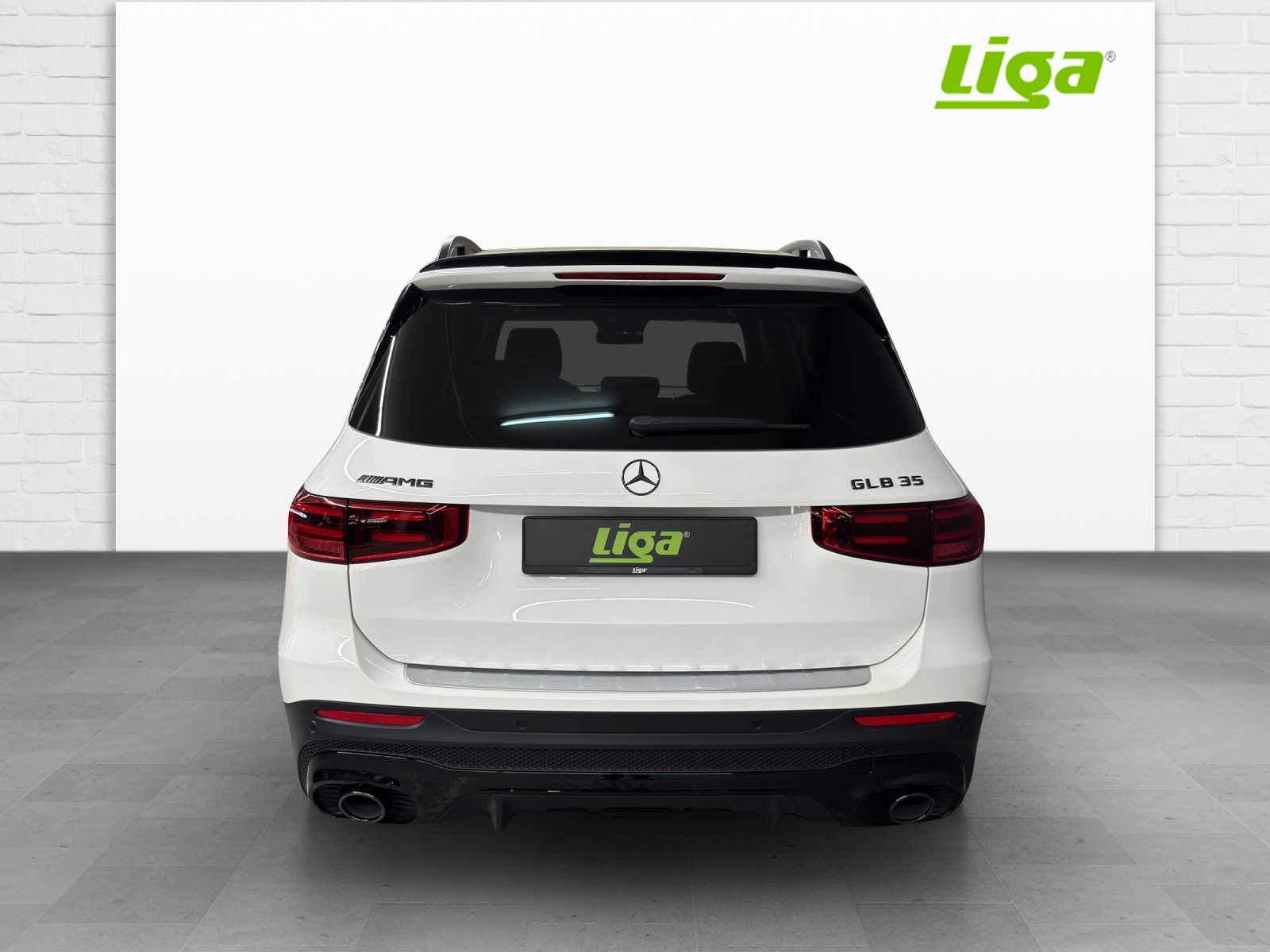 MERCEDES-BENZ GLB 35 AMG 4Matic-image-4