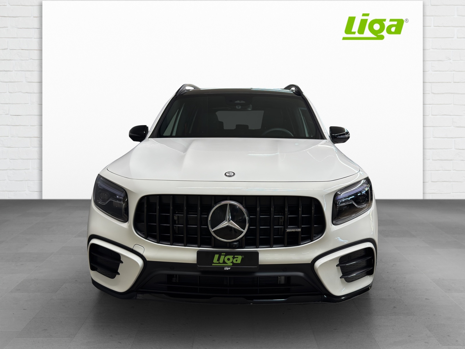 MERCEDES-BENZ GLB 35 AMG 4Matic-image-2