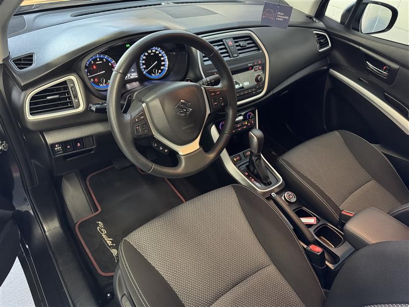 SUZUKI SX4 S-Cross 1.6 16V Compact Top 4WD CVT7-image-5