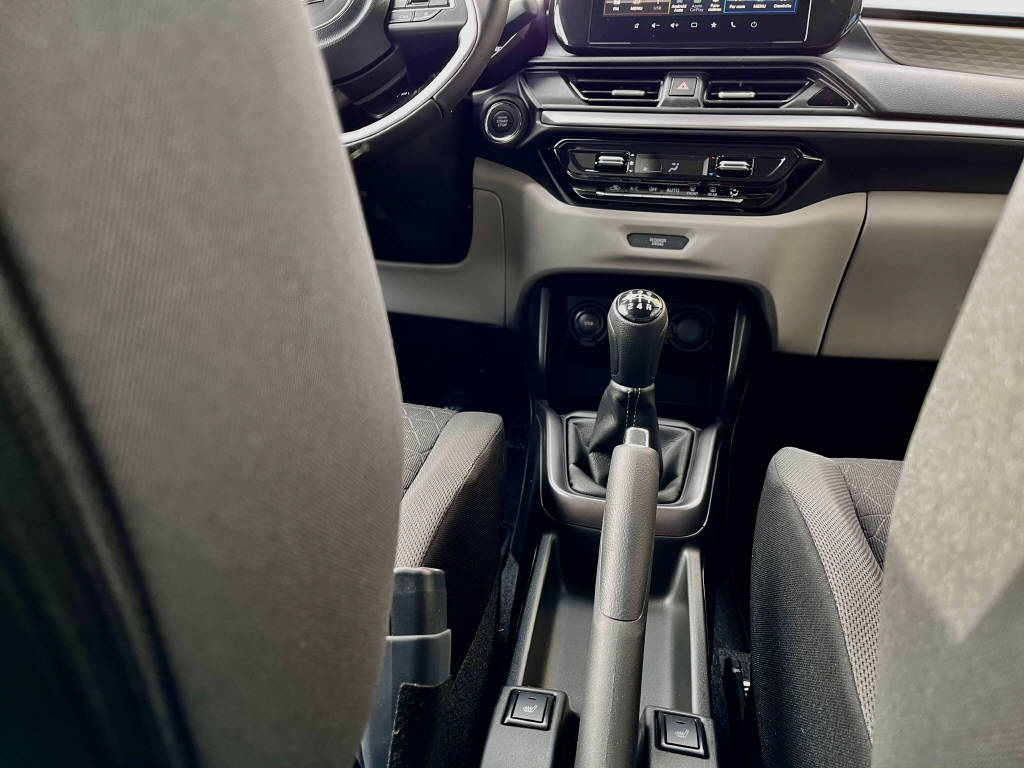 SUZUKI Swift 1.2 Compact Top Hybrid 4x4-image-13