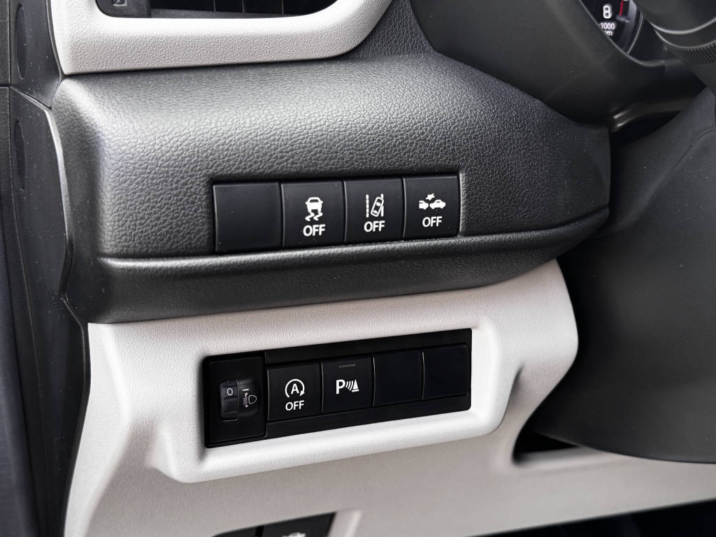 SUZUKI Swift 1.2 Compact Top Hybrid 4x4-image-14